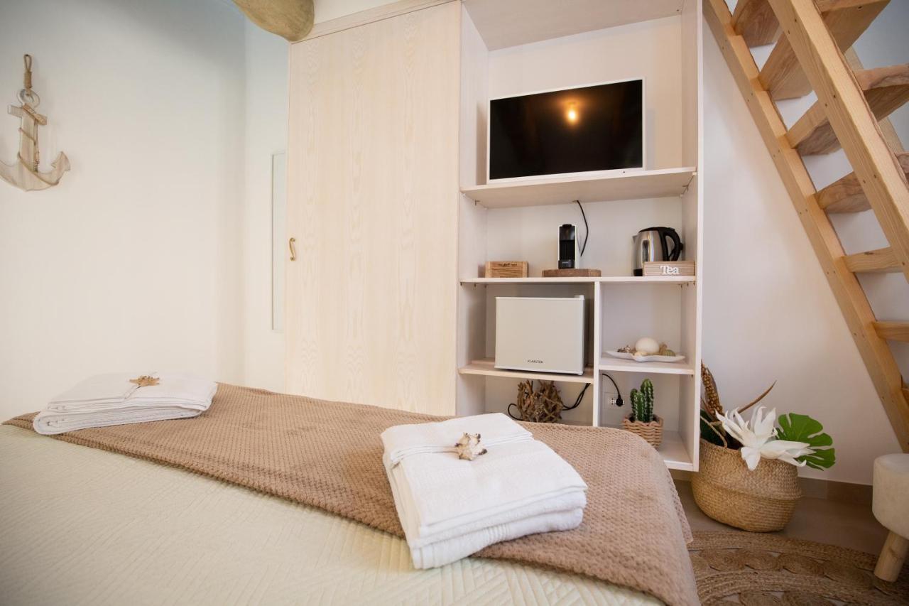 B&B Le Onde Praiola Terrasini Zewnętrze zdjęcie